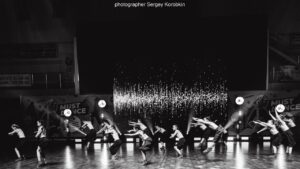 Прыжок в танце