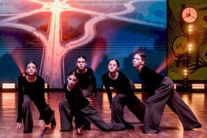 Юниоры "Большой медведицы" танцуют на mustdance