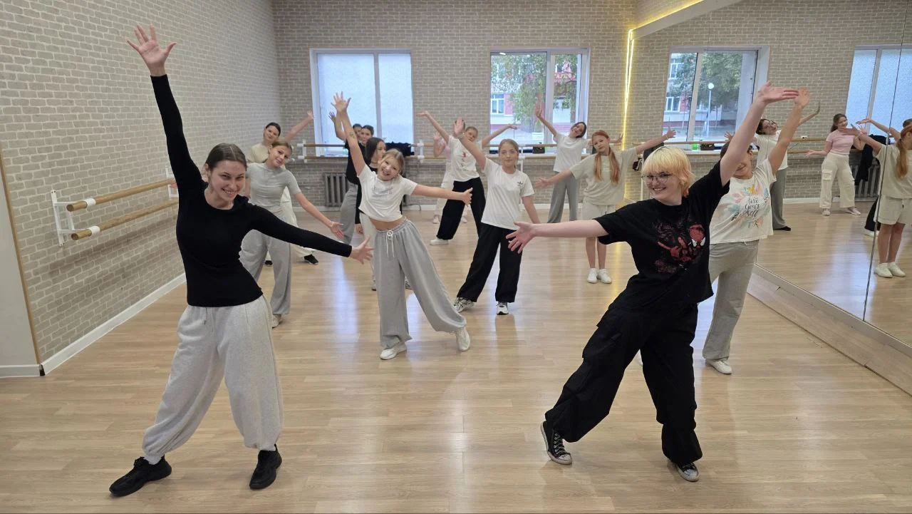 Занятие Jazz Funk в студии Большая медведица, Гомель. Хореограф Анна Толкачёва.